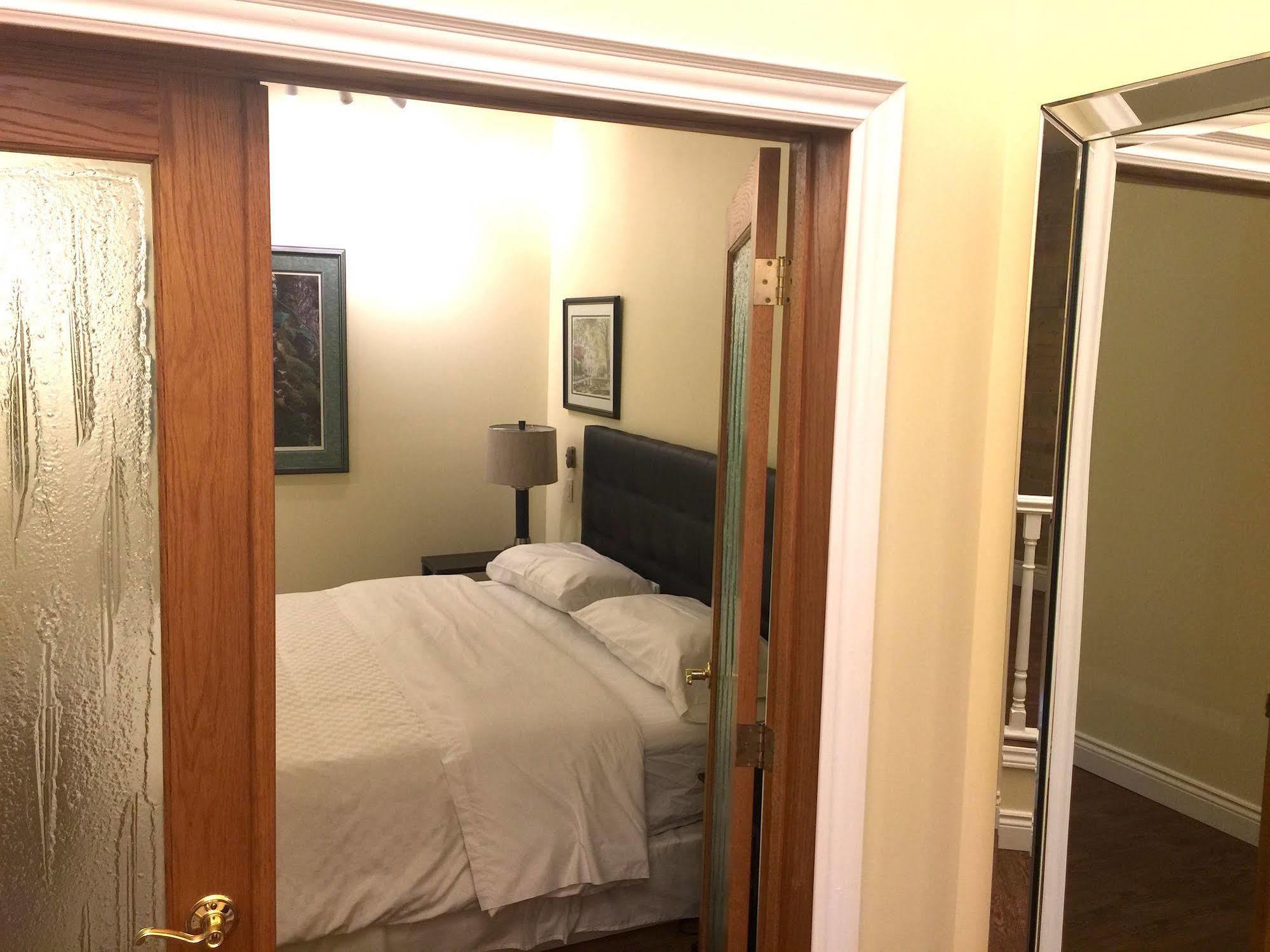 Grey Rose Suites Hanover Dış mekan fotoğraf